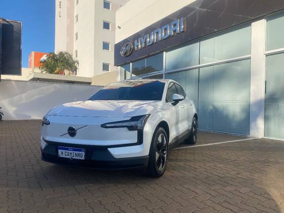 VOLVO EX30 69 KW ELÉTRICO CORE